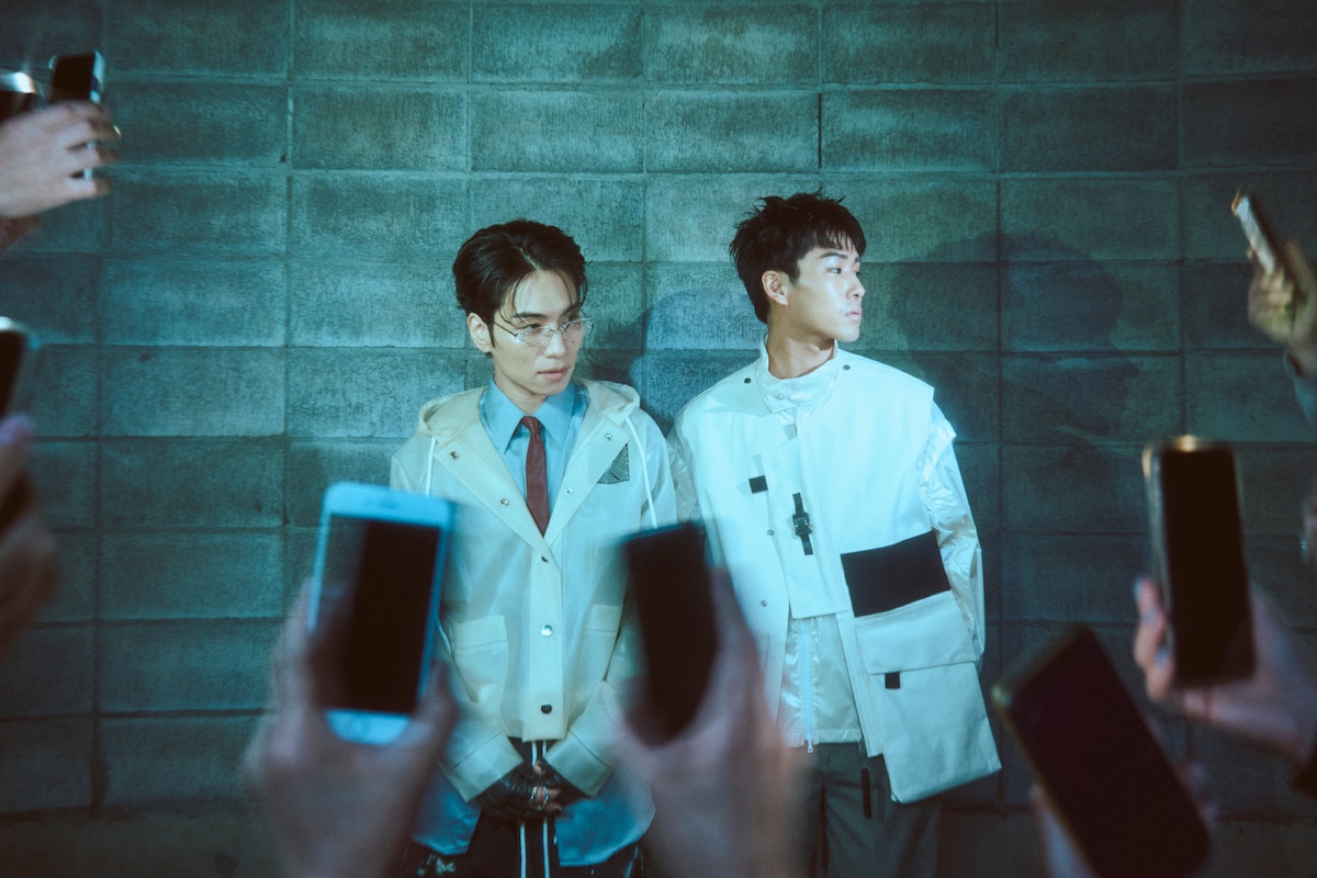 左からSIRUP、Ayumu Imazu。