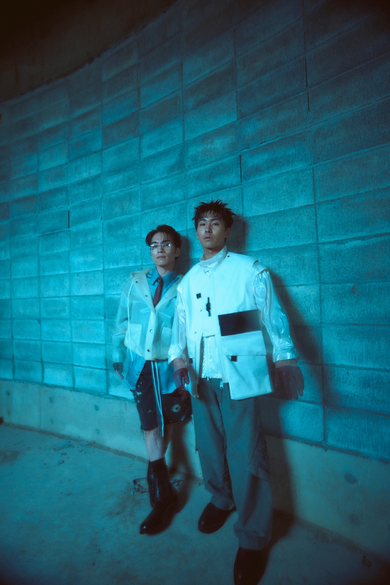 左からSIRUP、Ayumu Imazu。