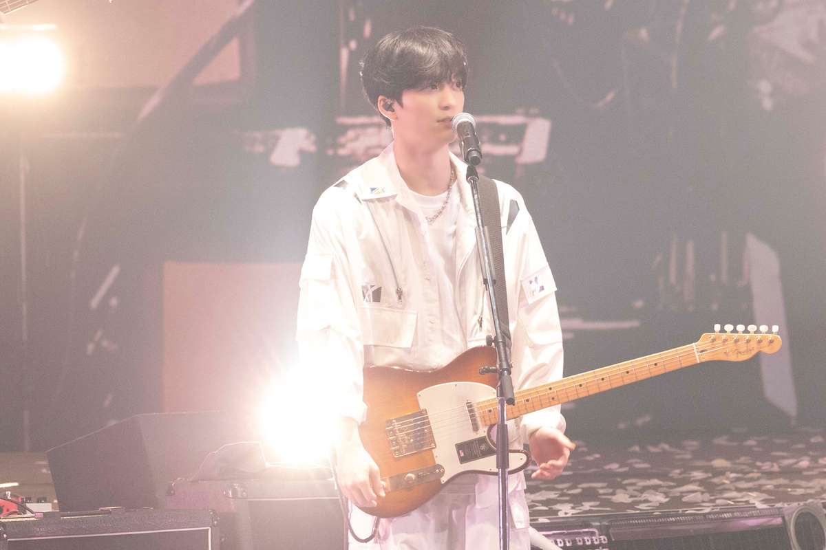 梅原裕一郎（G, Vo）