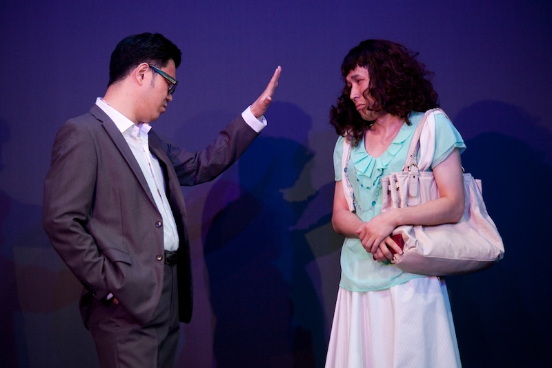 「ことわれない女」