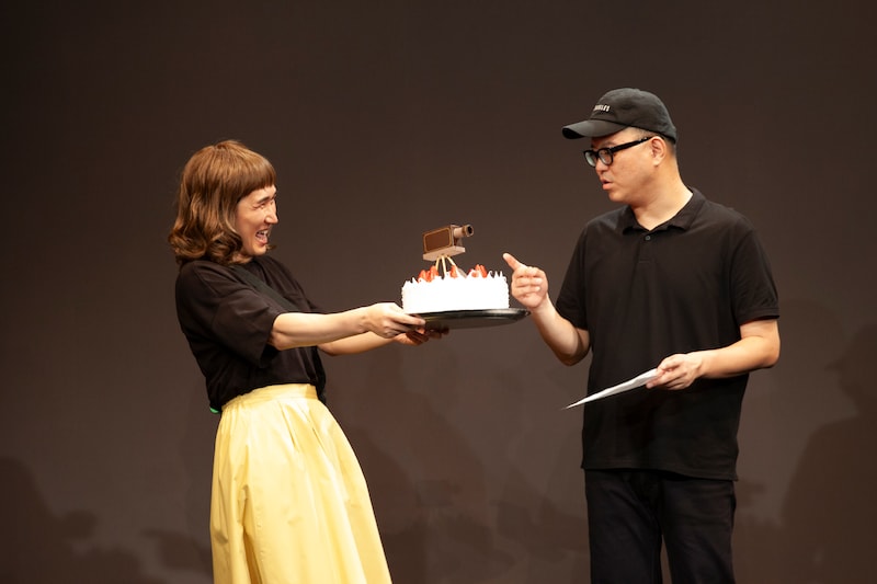 「カメラマンとアシスタント」