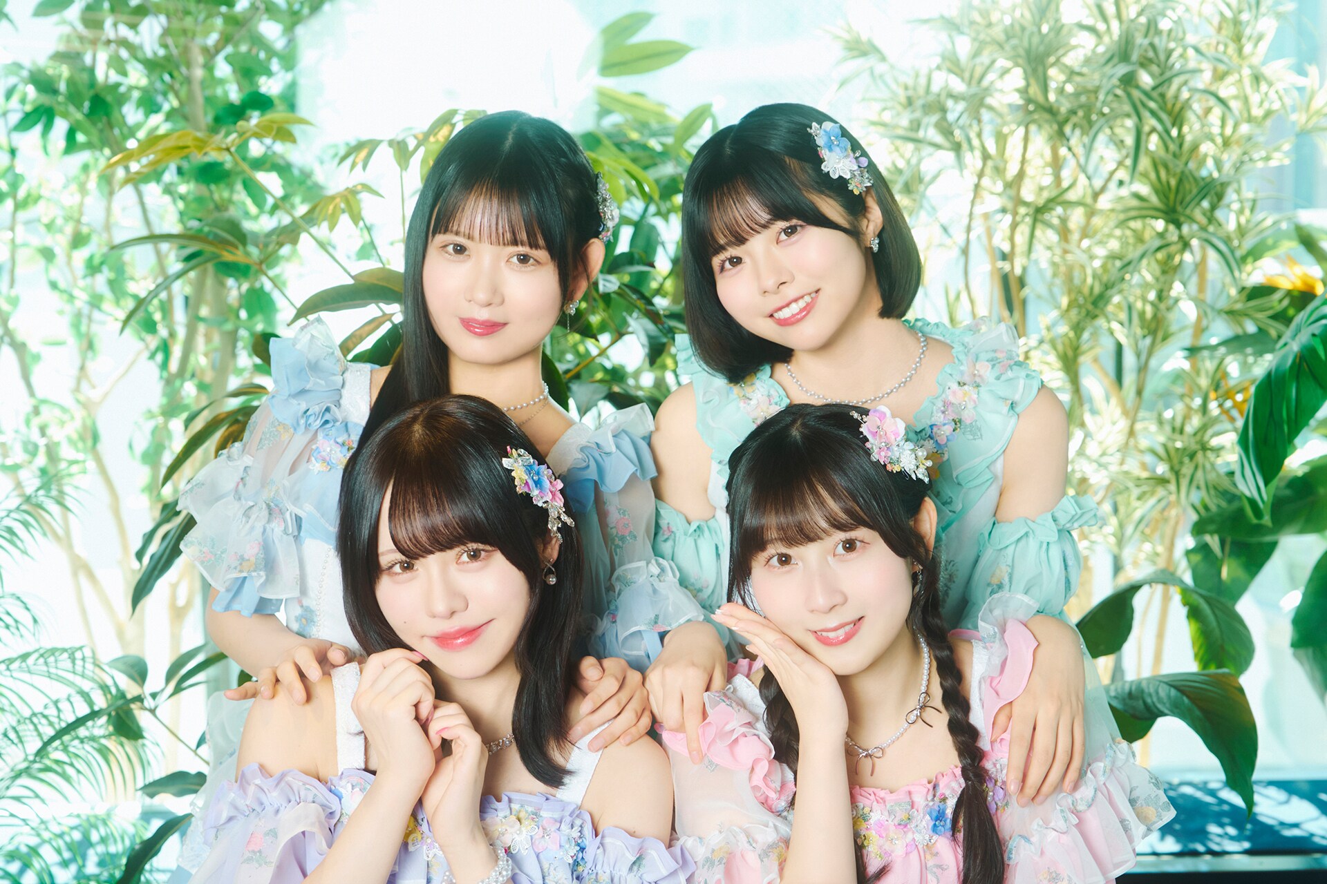 アジカン、エルレ、テナーの対バンツアー「NANA-IRO」がBlu-ray アジカン、エルレ、テナーの対バンツアー「NANA-IRO」がBlu-ray