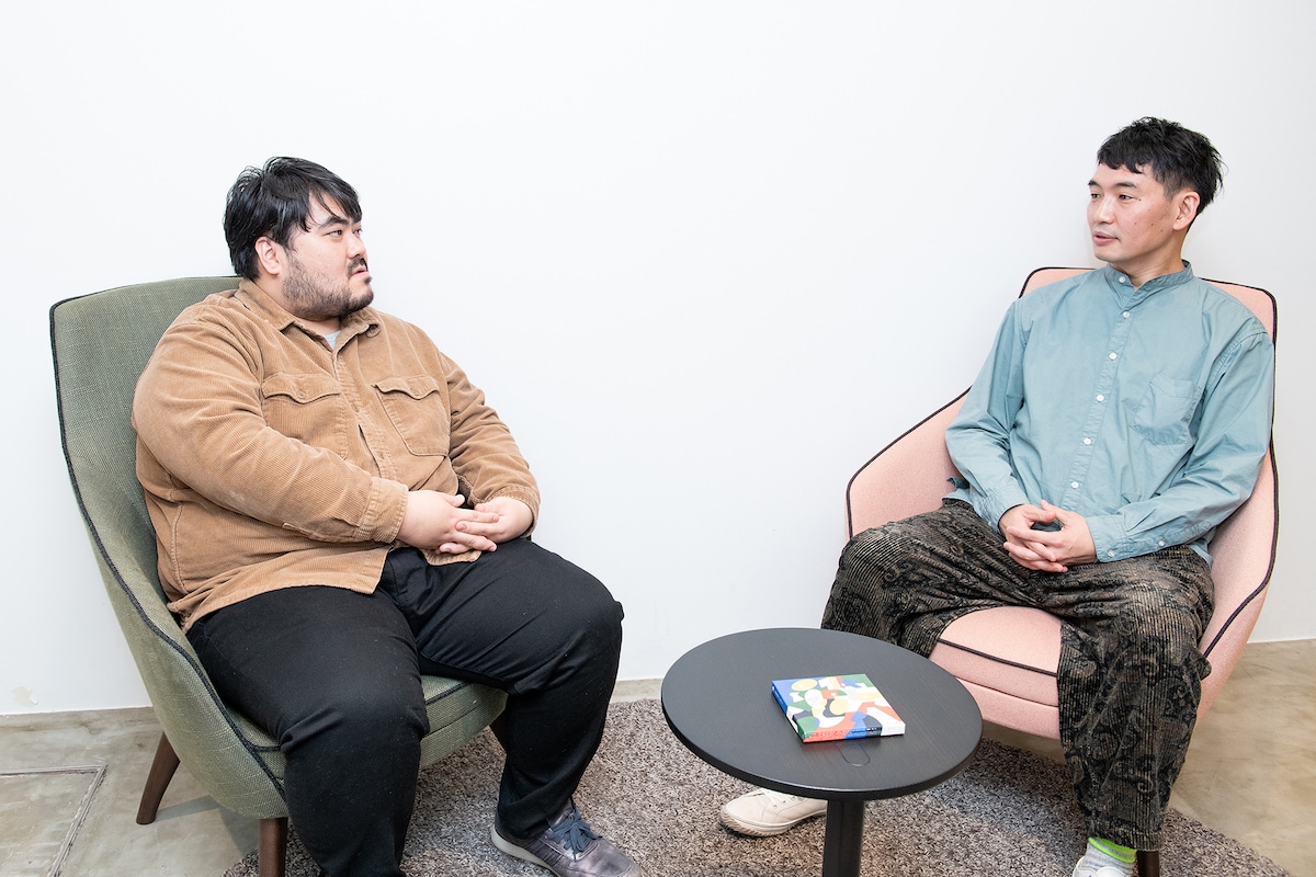 左から澤部渡、葛西敏彦。