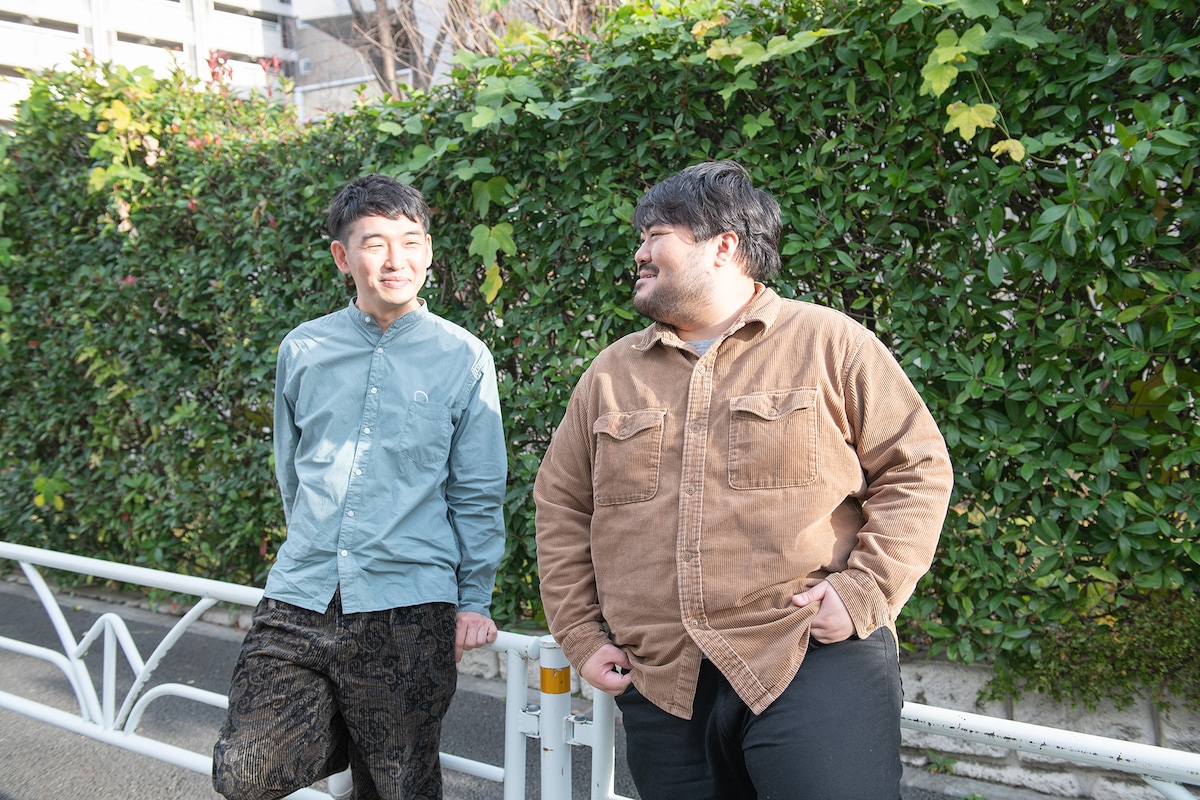 左から葛西敏彦、澤部渡。