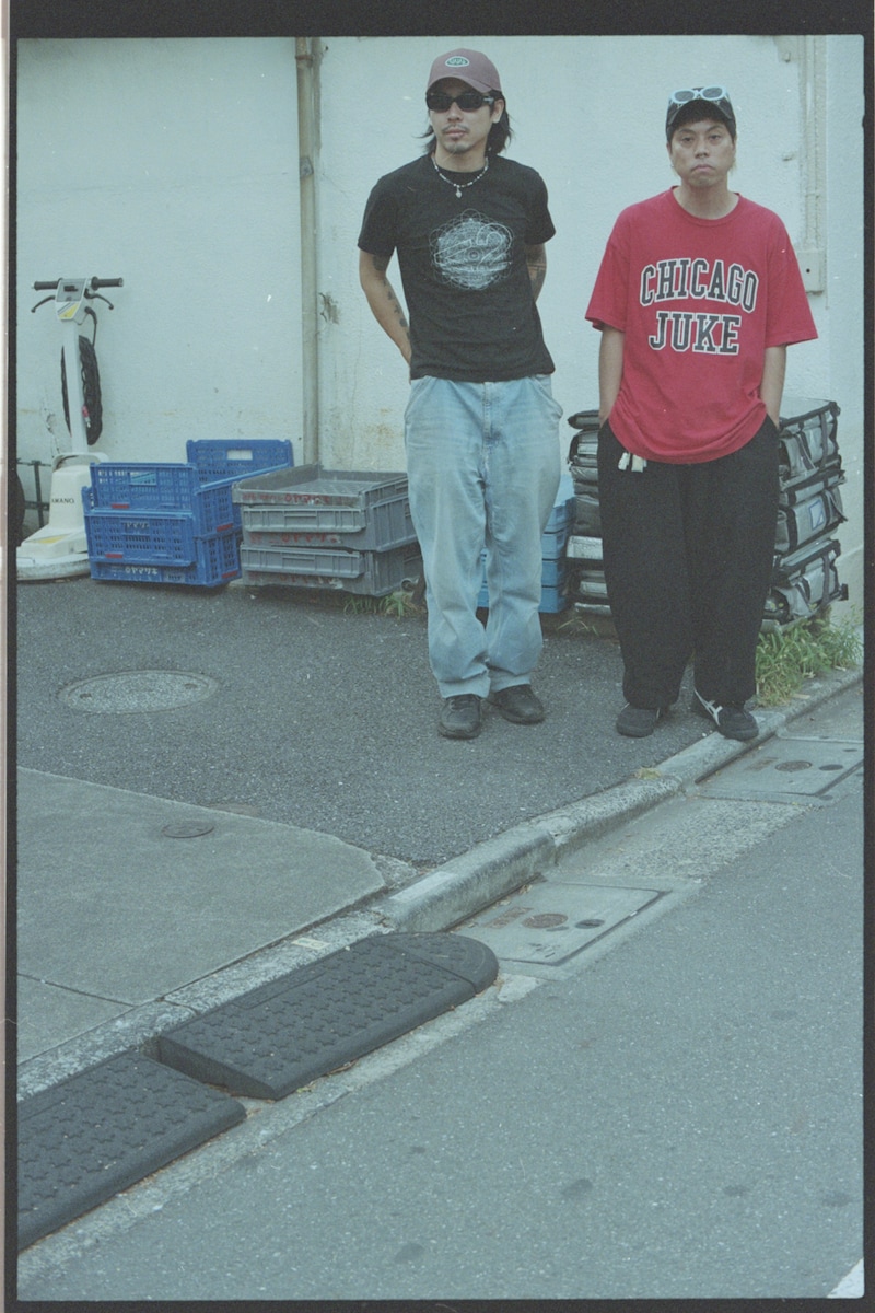 SPARK!!SOUND!!SHOW!!のタクマ（Key, G, Cho）とタナカユーキ（Vo, G）。