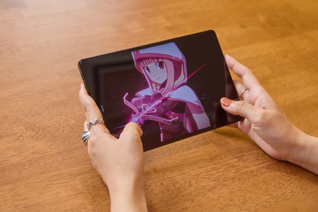加藤英美里がゲーミングタブレット「Lenovo Legion Tab」をレビュー