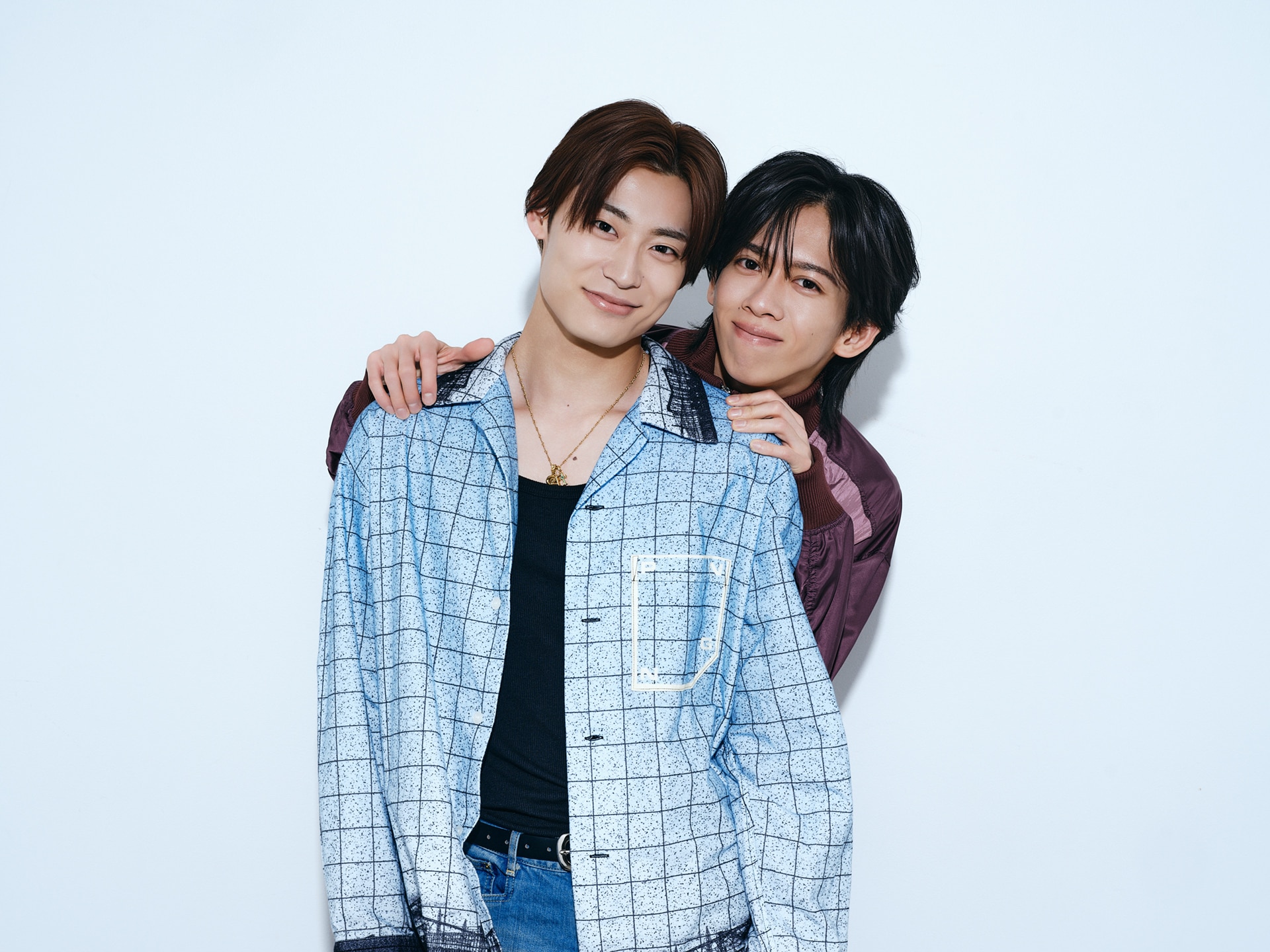 手前からアロハ、リョウガ。