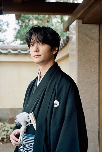 梅原裕一郎