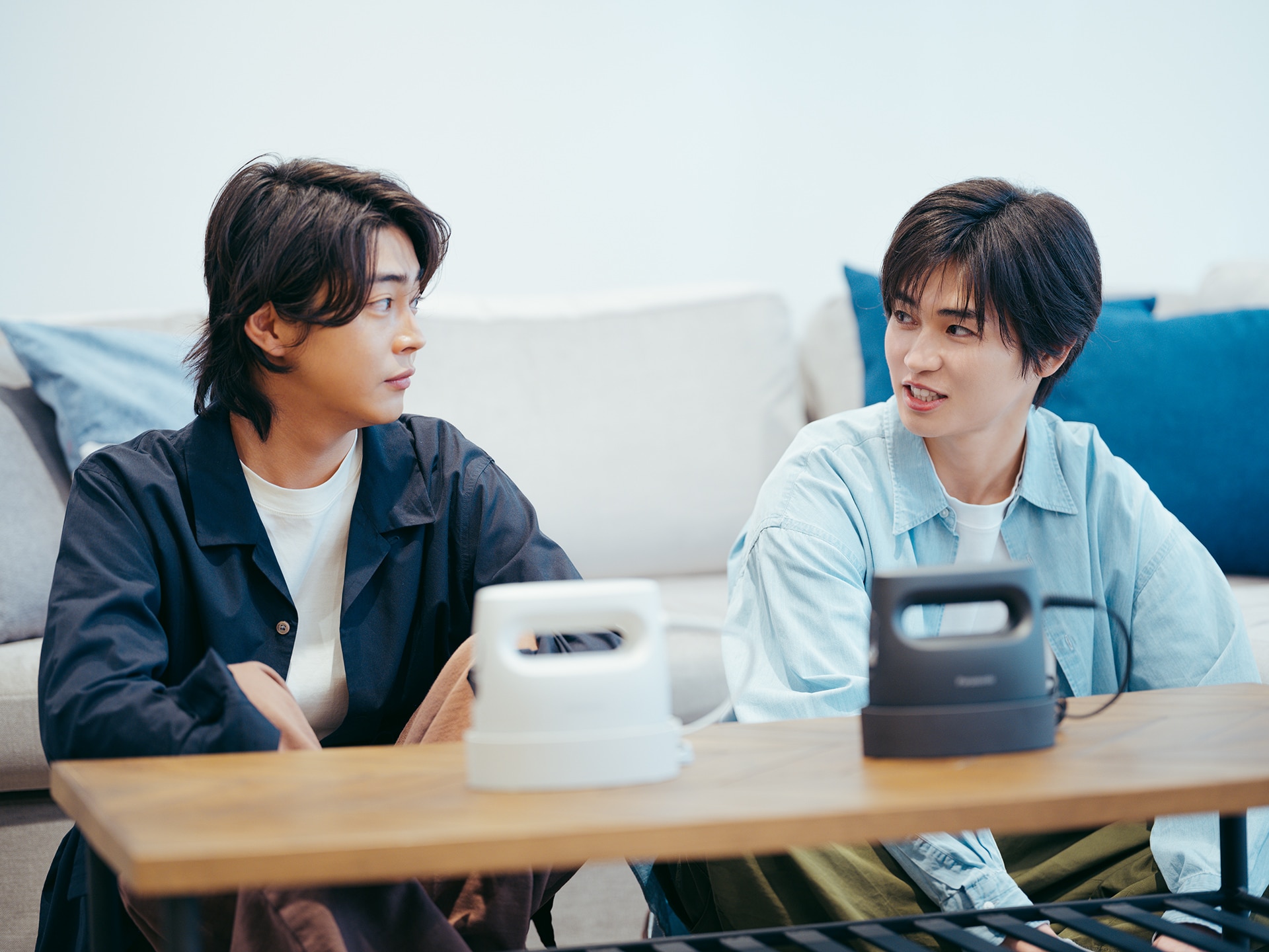 左から倉悠貴、西垣匠