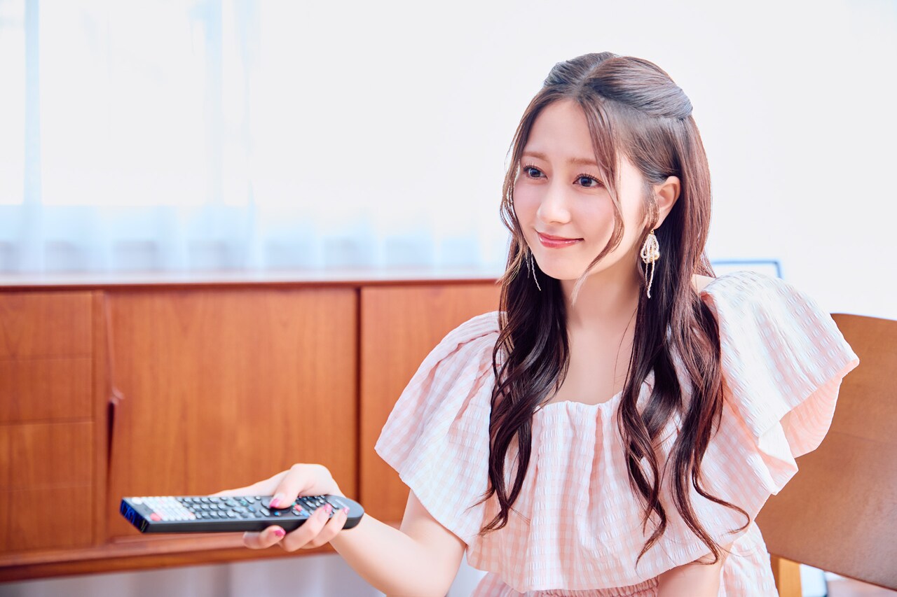 佐々木彩夏（ももいろクローバーZ）がSHARP「AQUOS」最新機種を