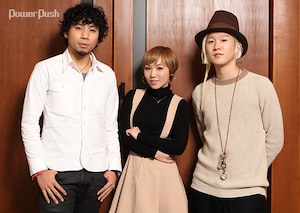 AZU「4seasons」特集 AZU×吉田山田対談