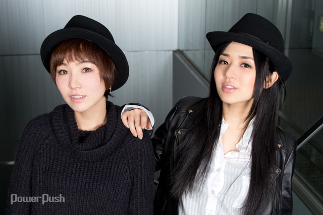 AZU「Co.Lab」発売記念特集 AZU×蒼井そら対談 - 音楽ナタリー 特集  