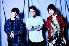 Lisa Ladybug インタビュー 大注目の中でリリースされるソロデビュー10周年記念作 自分自身を壊して作り上げた11年目のlisa 音楽ナタリー 特集 インタビュー