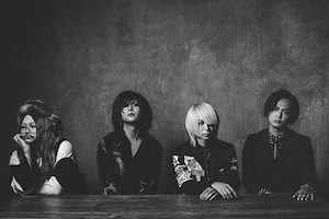 DEZERT「black hole」特集 千秋ソロインタビュー