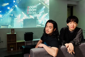 デジナタ連載 Creepy Nuts インタビュー｜インテリアシアター「TH-100FP1」で配信ライブ「BBBLIVE」を振り返る