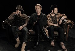 FoZZtone「Stomp the Earth」「Return to Earth」特集 渡會将士インタビュー