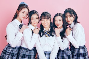 Girls²「TVアニメ『ガル学。～聖ガールズスクエア学院～』コンプリート・ベスト」小田柚葉、隅谷百花、小川桜花、山口綺羅、石井蘭インタビュー