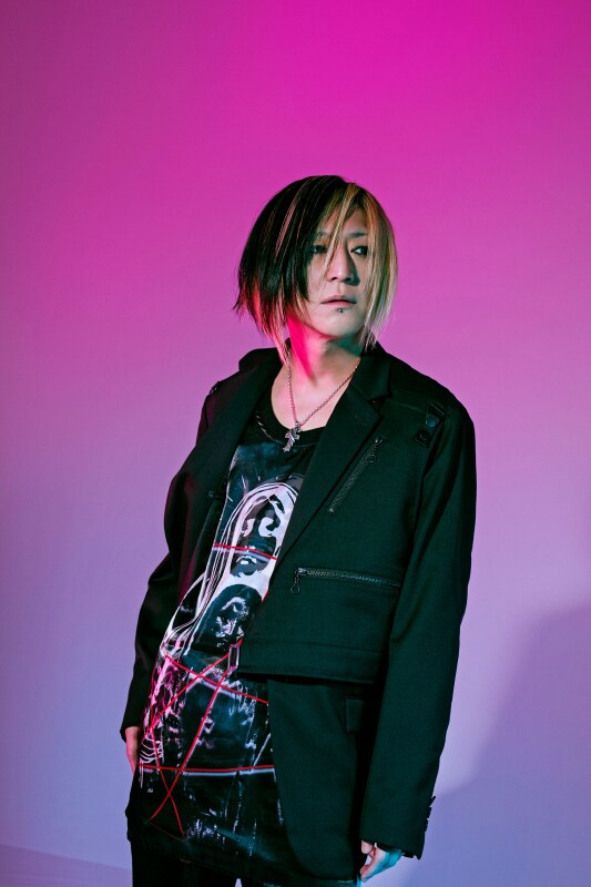 GLAY「FREEDOM ONLY」特集｜“トリックスター”HISASHIが名器を手に追求