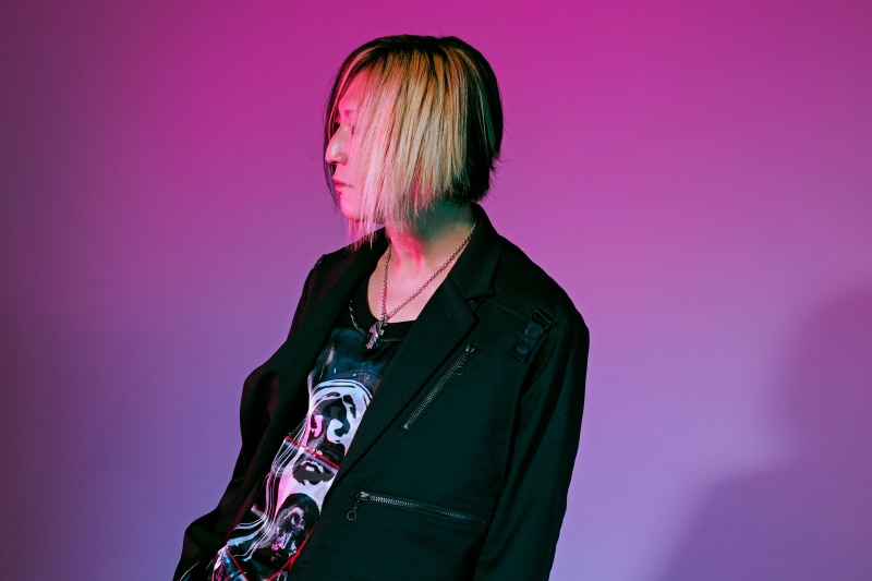 GLAY「FREEDOM ONLY」特集|“トリックスター”HISASHIが名器を手 GLAY「FREEDOM ONLY」特集|“トリックスター”HISASHIが名器を手