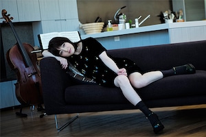 花澤香菜「Blue Avenue」インタビュー