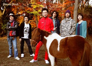 Hermann H. & The Pacemakers「THE NOISE, THE DANCE」インタビュー