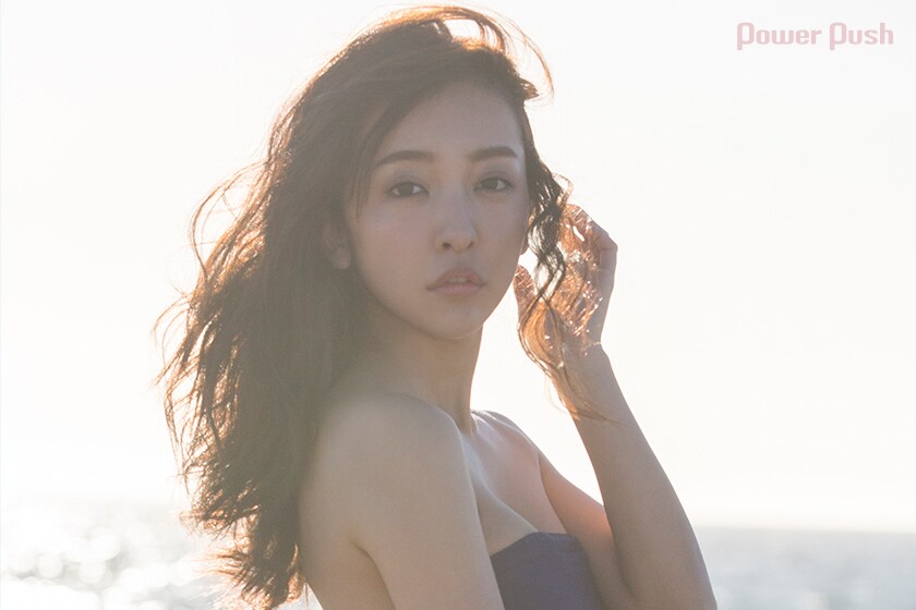 板野友美「Just as I am」インタビュー｜ソロ10作目で追及した“自分