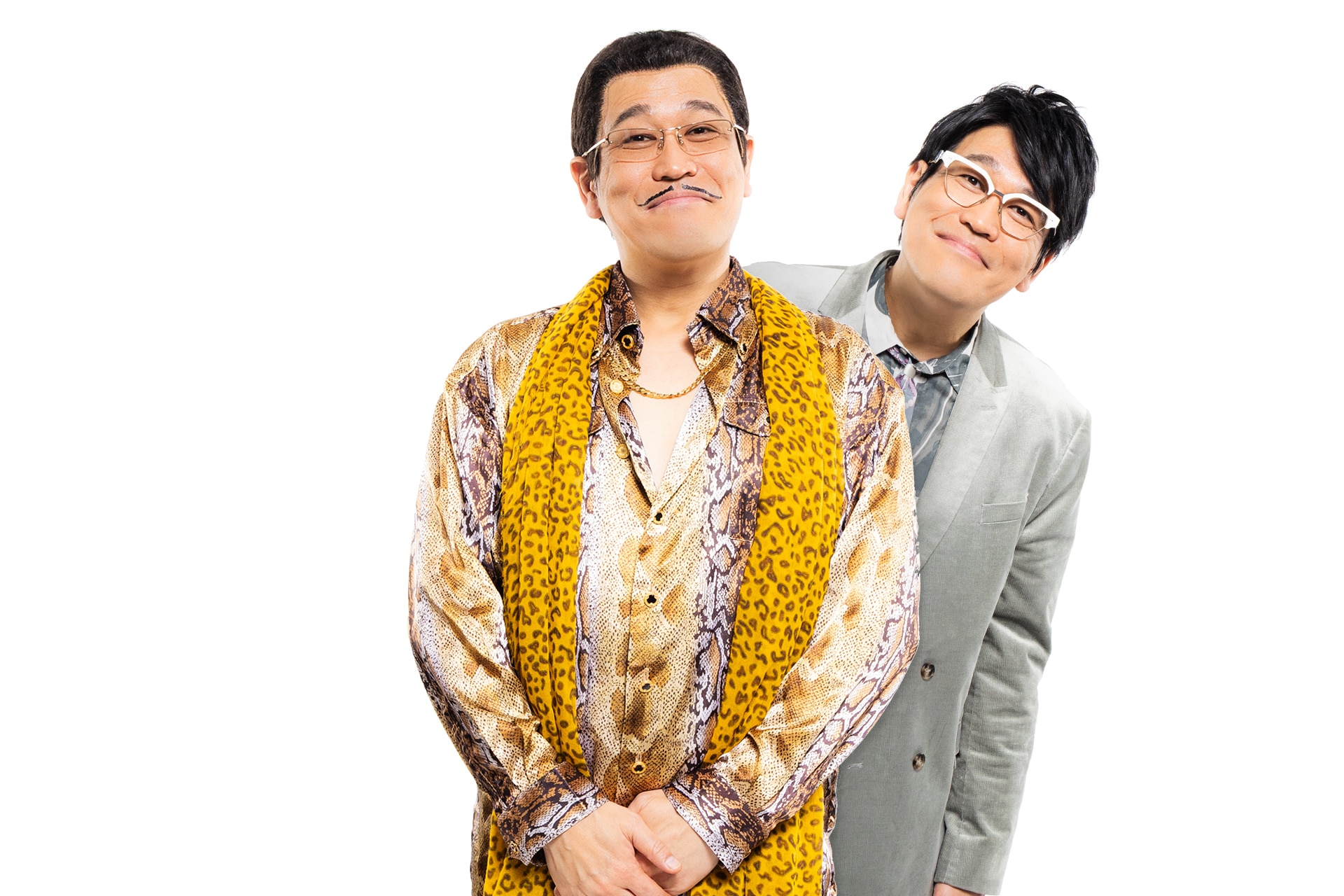 左からピコ太郎、古坂大魔王。