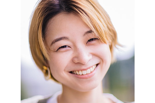 片平里菜「fragment」インタビュー｜5年間で集めた“欠片たち”を手に