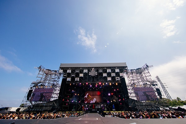 送料無料】氣志團万博2019 房総ロックンロール最高びんびん物語 9月14日（土） 入場券２枚 ＋駐車場券1枚 メディア情報更新（WOWOW「氣志團万博2019 ～房総ロックンロール最高