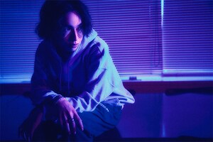 Kvi Baba「Toge ni Bara」インタビュー｜問題だらけの自分と向き合いながら音楽を生み出す新鋭アーティストが語る“歌う理由”