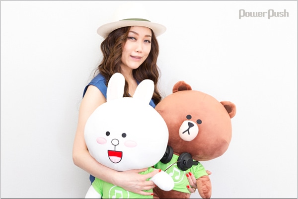 Line Musicスタート記念 あなたのスマホ 見せてください Juju編 音楽ナタリー 特集 インタビュー