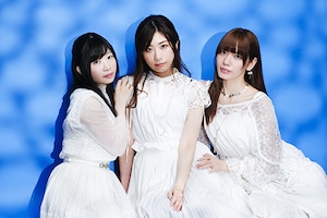 Mia REGINA「月海の揺り籠」インタビュー｜“常に初挑戦”を続ける3人が果敢に挑んだシンフォニックバラード