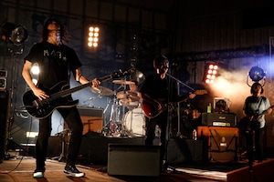 WOWOW「TOUR『NUMBER GIRL』 at 日比谷野外大音楽堂2019.8.18」ライブレビュー