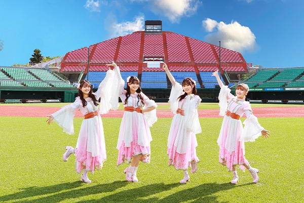 家入レオ「LEO IEIRI LIVE 12/13 ～ thanks 2014 ～」の様子。（撮影