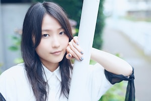 鞘師里保「DAYBREAK」特集第2弾｜私にとってダンス、歌、作詞、演技、ライブとは……5つのテーマごとに紐解く鞘師の今