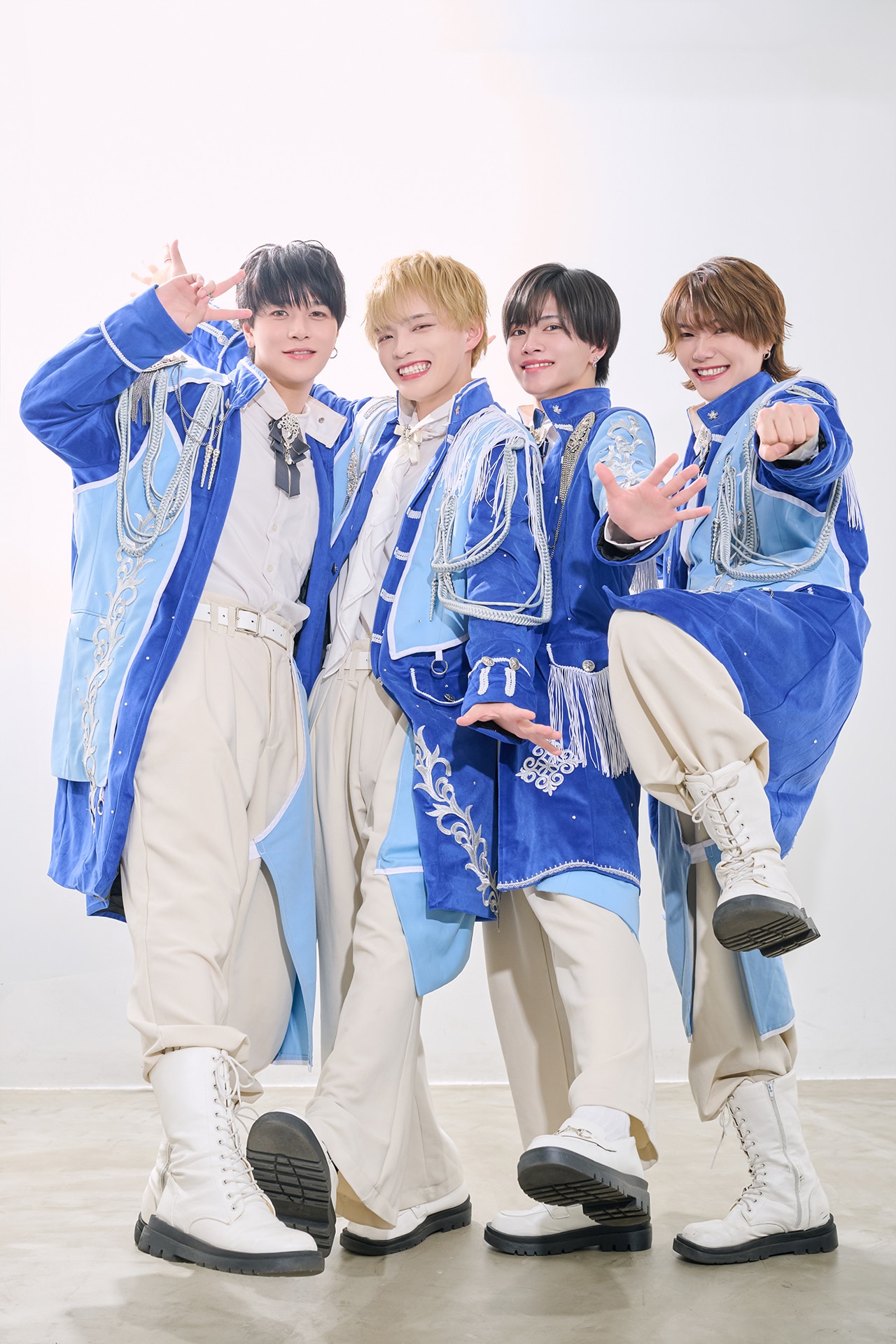 左からJUNYA、HAO、KOYO、KOTA。