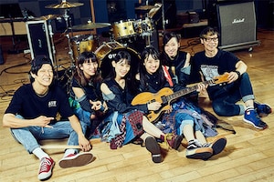 TEAM SHACHI「Rock Away」特集｜TEAM SHACHIインタビュー＆日高央（THE STARBEMS）×Bunta（TOTALFAT）対談