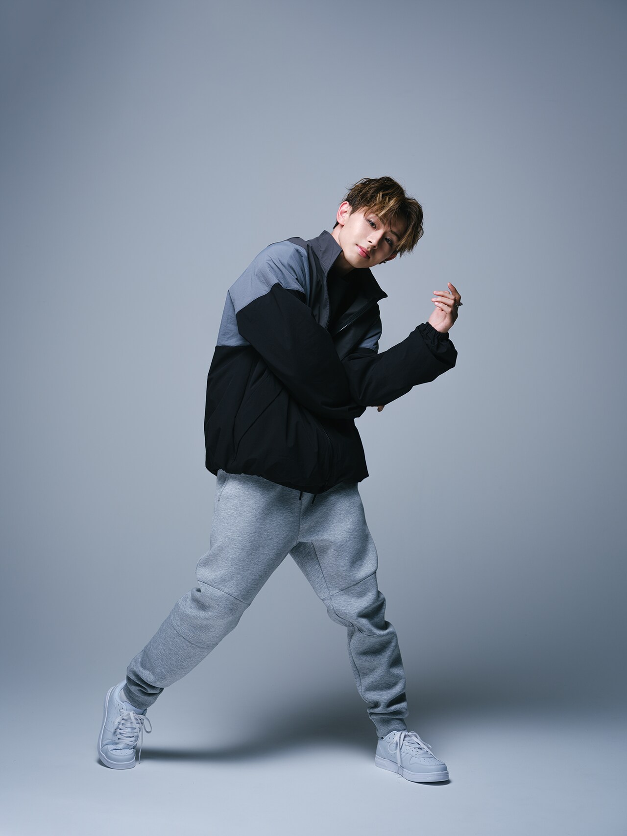 EBiDANダンスサイファーが着る TIGORAの“365日いつでもどこでも踊れる