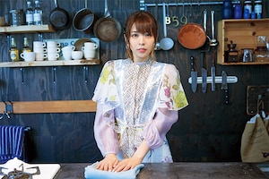 豊崎愛生「AT living」インタビュー