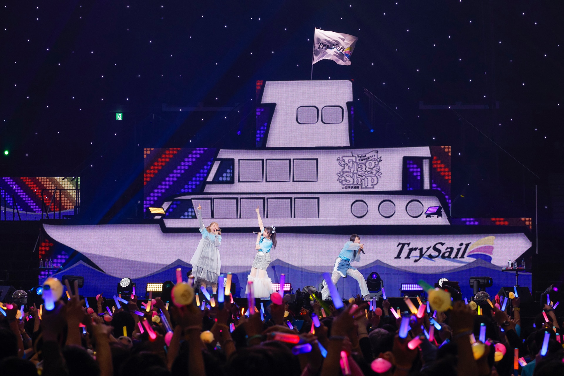 2025年3月2日 「LAWSON presents TrySail 10周年出航ライブ "FlagShip" in 日本武道館」日本武道館