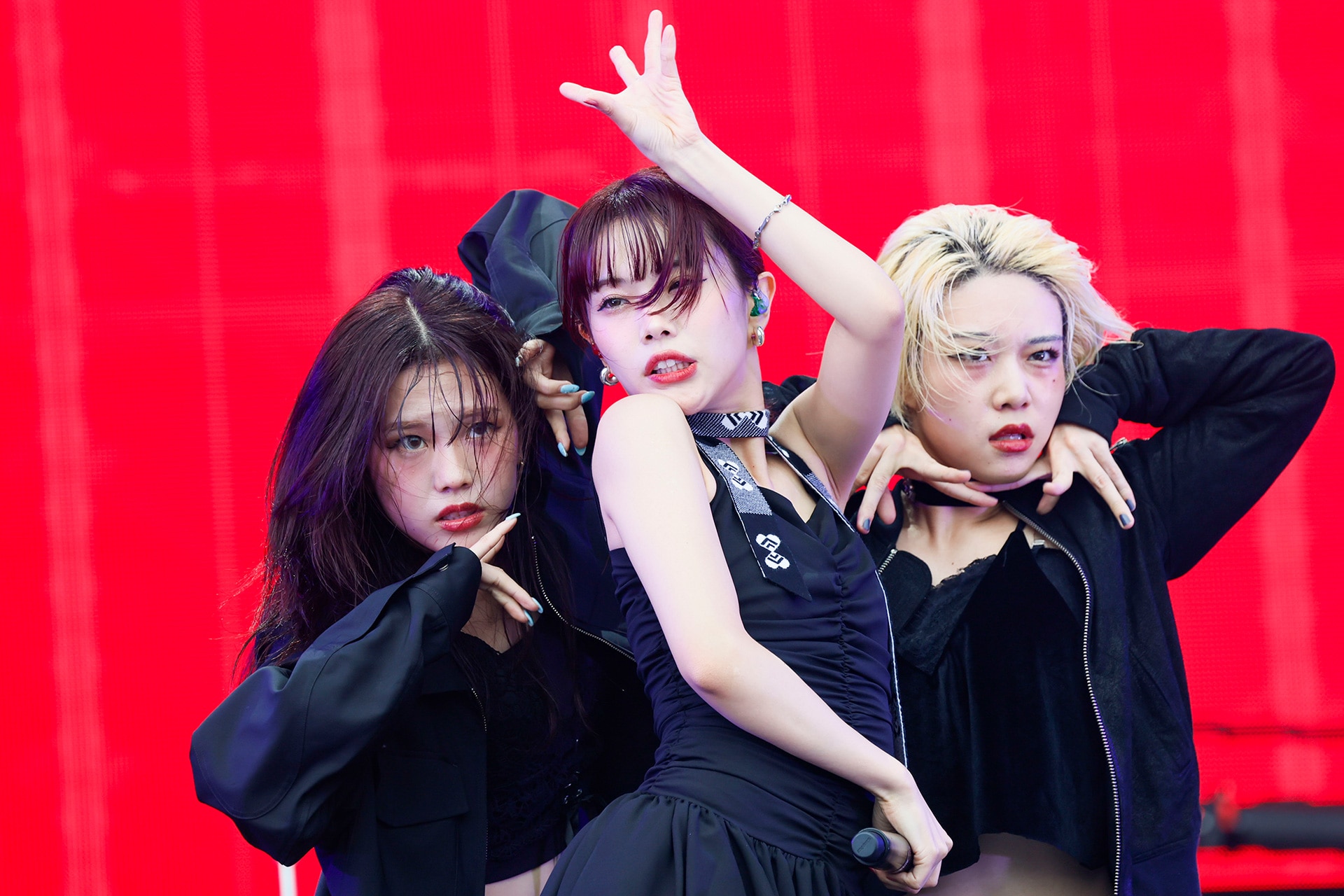 アイナ・ジ・エンドのパフォーマンスの様子。(撮影:髙橋定敬)