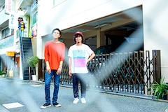 Yap!!!「Monochrome」「Bichrome」特集｜石毛輝（Yap!!!）×菅原卓郎（9mm Parabellum Bullet）対談