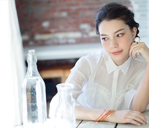 安田レイ「PRISM」特集