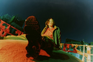 米津玄師「Plazma」「BOW AND ARROW」インタビュー｜あの頃の気持ちで、軽やかな自分で 今解き放つ2つのアニメ主題歌