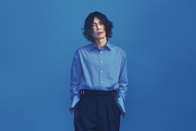米津玄師「烏」インタビュー｜あの頃を辿り直して 構造の中に吹かせる柔らかな風
