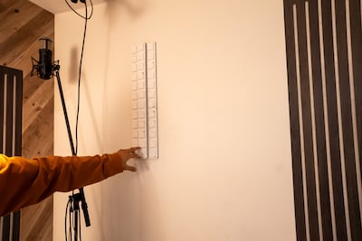 壁に貼られた遮音パネル