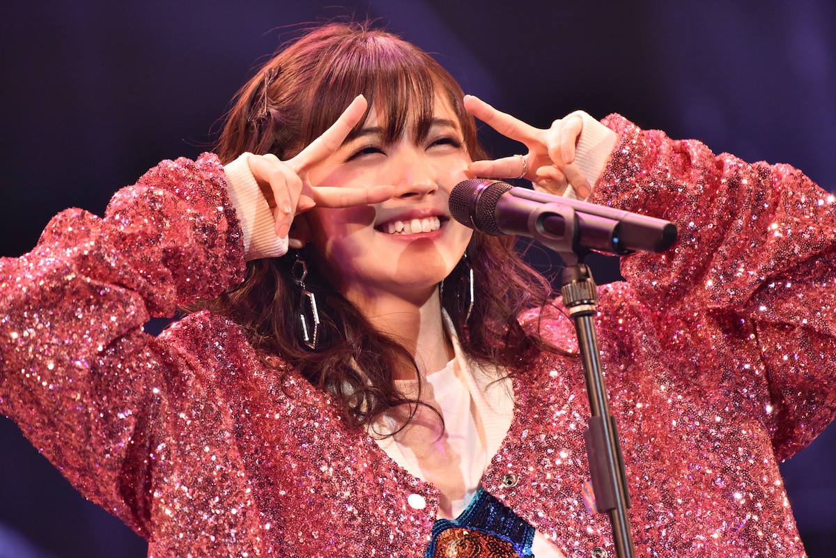 2018年4月に開催した1stソロワンマンライブ「鈴木愛理 1st LIVE ～Do me a favor @ Zepp Tokyo / なんばHatch～」での鈴木愛理。