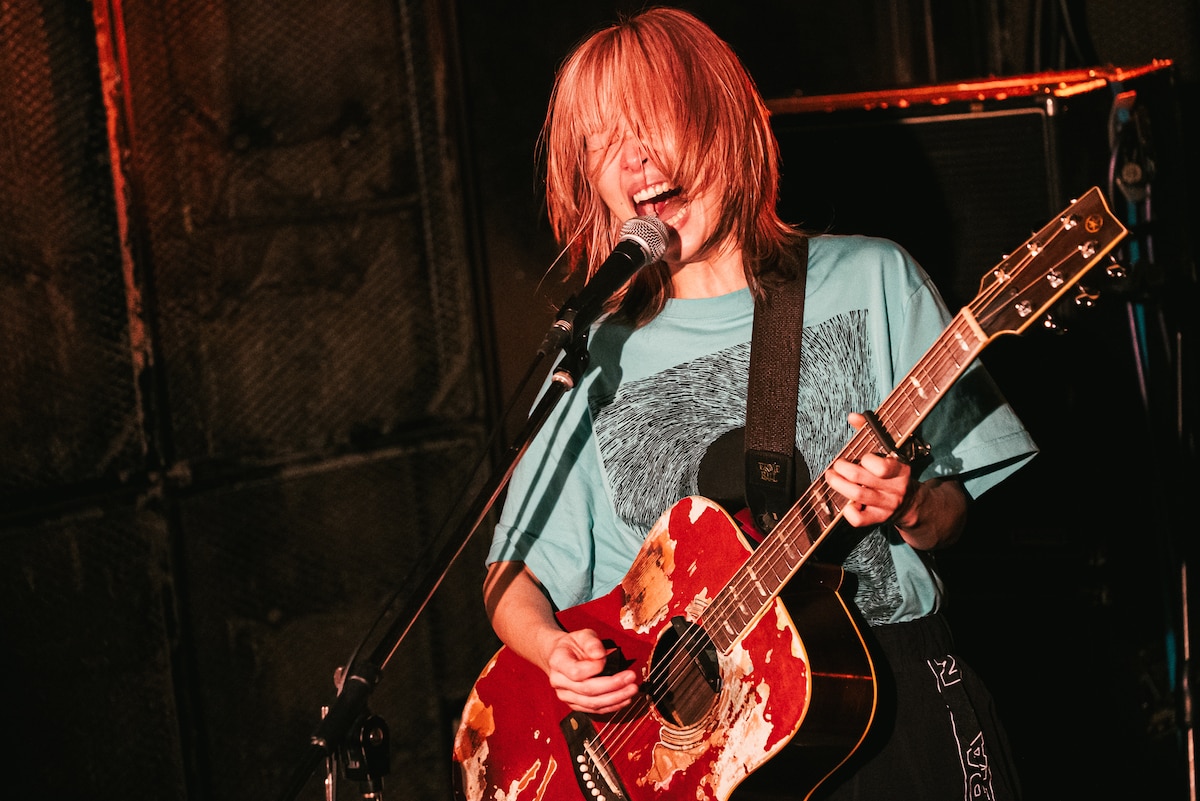 鈴木実貴子（Vo, G）