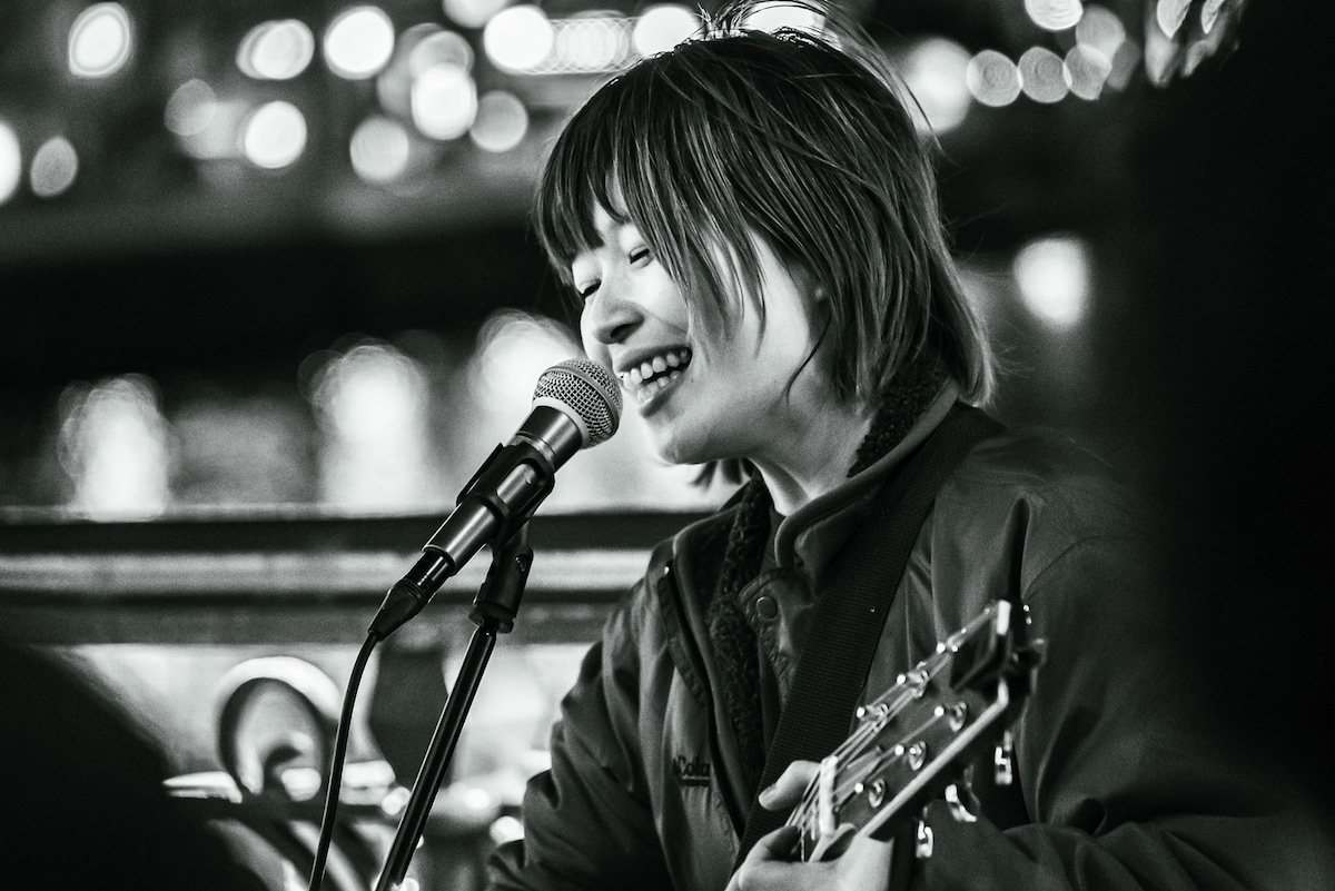 鈴木実貴子（Vo, G）