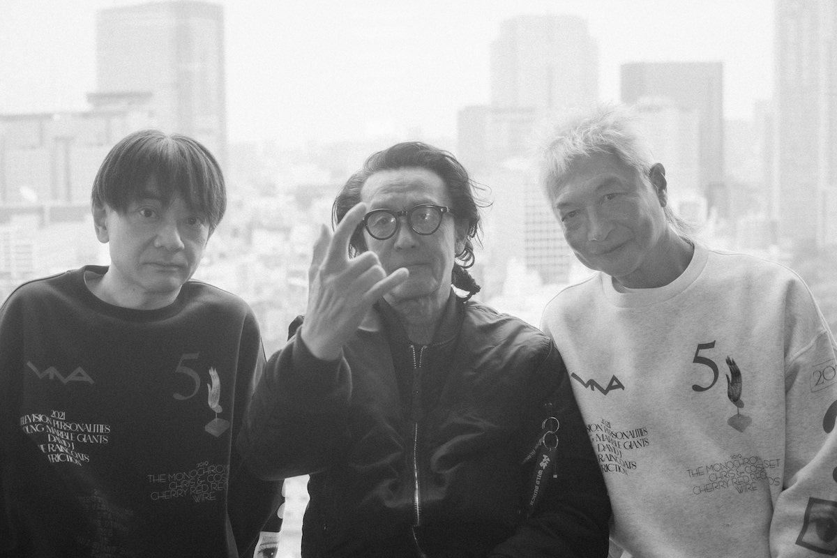 左から小山田圭吾、立花ハジメ、高木完。